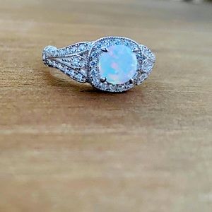 Ring Lab White Opal 925 Sterling Silver